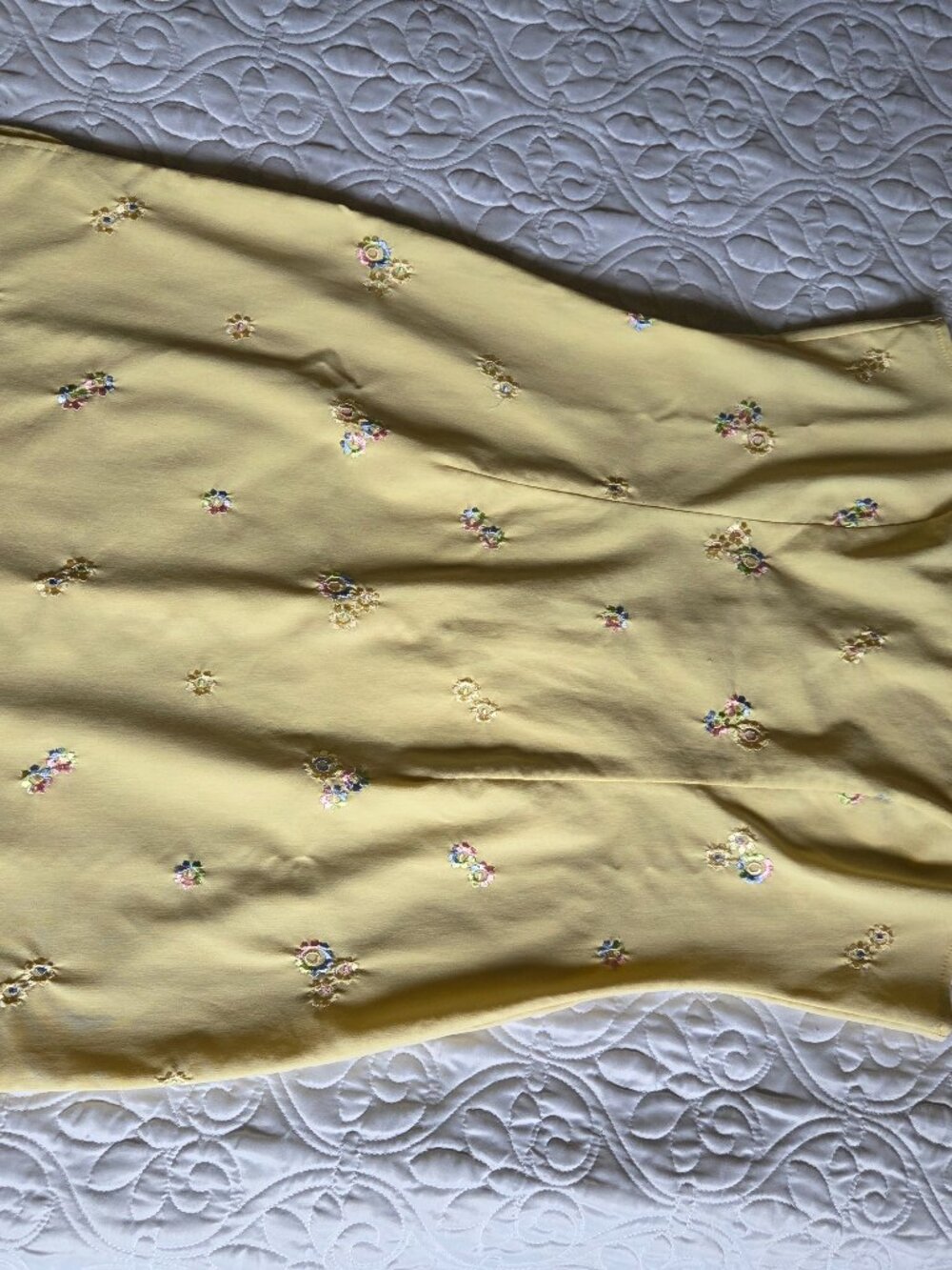 Joseph Kristopher pale yellow pastel embroidered dress 9/10